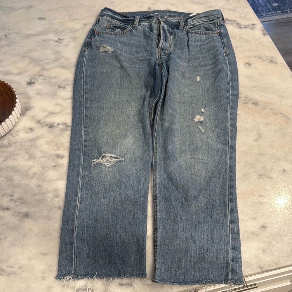 Size 8- Old Navy Jeans- High Rise Slouchy Straight Secret Slim Pockets